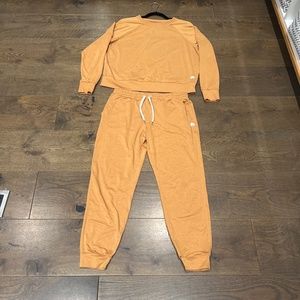 Vuori set lounge wear